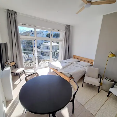 Mit Meerblick Und Suedbalkon * Sassnitz