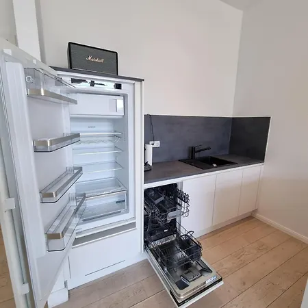 Appartement Mit Meerblick Und Suedbalkon
