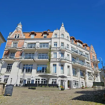 Appartement Mit Meerblick Und Suedbalkon