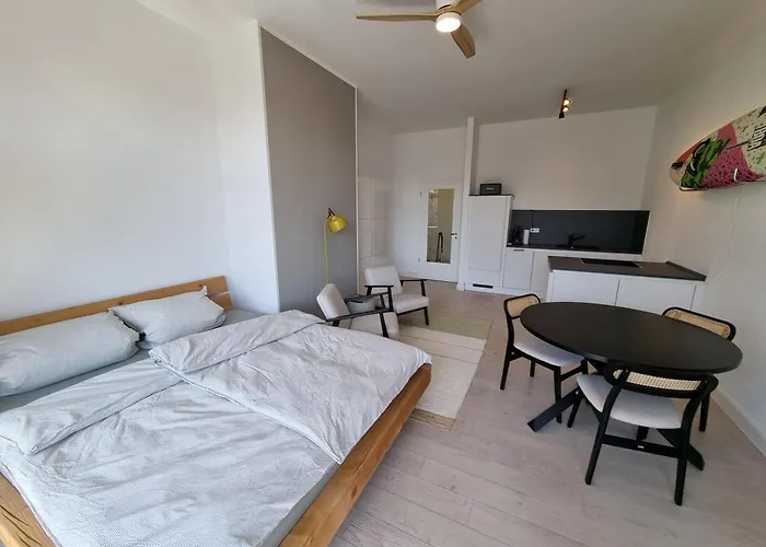 Mit Meerblick Und Suedbalkon Lejlighed